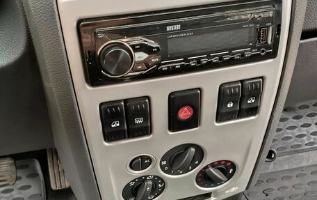 Renault Logan I, 2006 год, 280 000 рублей, 6 фотография