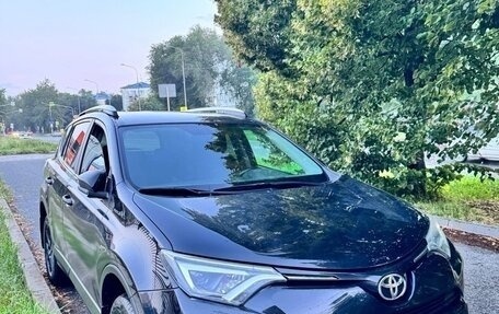 Toyota RAV4, 2017 год, 2 000 000 рублей, 7 фотография