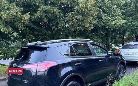 Toyota RAV4, 2017 год, 2 000 000 рублей, 8 фотография