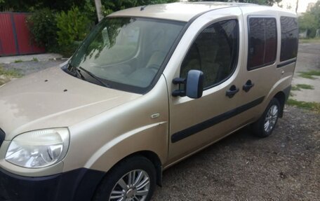 Fiat Doblo II рестайлинг, 2013 год, 750 000 рублей, 4 фотография