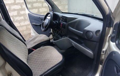 Fiat Doblo II рестайлинг, 2013 год, 750 000 рублей, 11 фотография