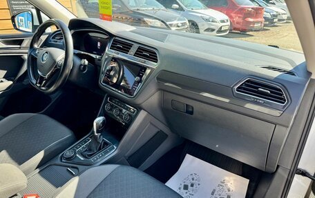 Volkswagen Tiguan II, 2017 год, 2 359 000 рублей, 14 фотография