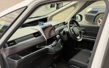 Honda Freed II, 2022 год, 1 350 000 рублей, 6 фотография