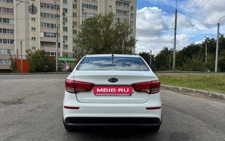 KIA Rio III рестайлинг, 2015 год, 630 000 рублей, 5 фотография