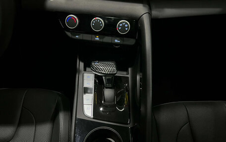 Hyundai Elantra, 2026 год, 2 200 100 рублей, 11 фотография