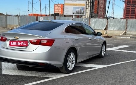 Chevrolet Malibu IX, 2017 год, 1 100 000 рублей, 3 фотография