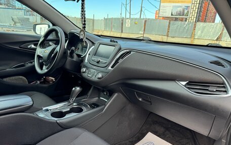 Chevrolet Malibu IX, 2017 год, 1 100 000 рублей, 7 фотография