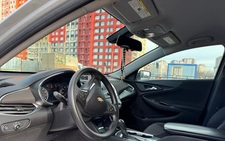 Chevrolet Malibu IX, 2017 год, 1 100 000 рублей, 6 фотография