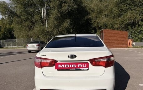 KIA Rio III рестайлинг, 2013 год, 660 000 рублей, 2 фотография