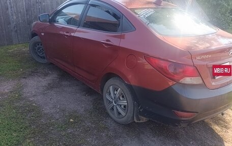 Hyundai Solaris II рестайлинг, 2011 год, 630 000 рублей, 4 фотография