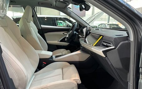 Audi Q5, 2025 год, 8 380 000 рублей, 12 фотография