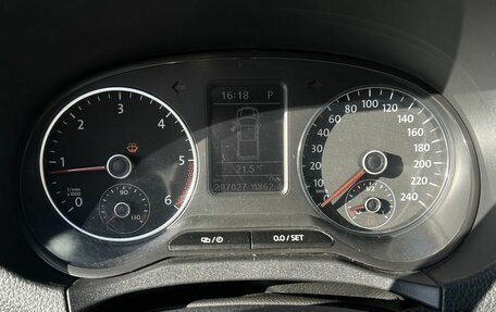 Volkswagen Amarok I рестайлинг, 2013 год, 1 860 000 рублей, 9 фотография