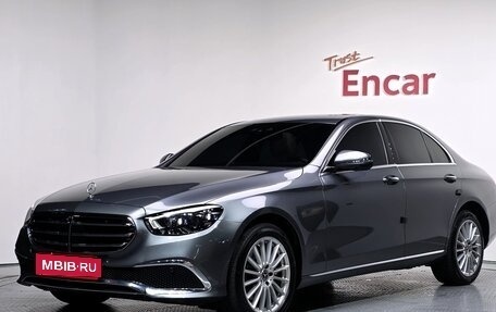 Mercedes-Benz E-Класс, 2023 год, 4 480 000 рублей, 1 фотография