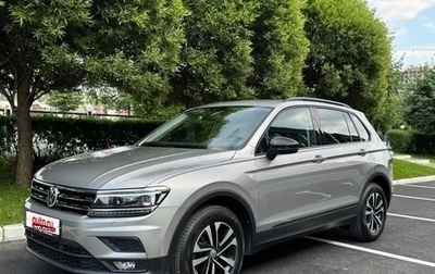 Volkswagen Tiguan II, 2020 год, 2 500 000 рублей, 1 фотография