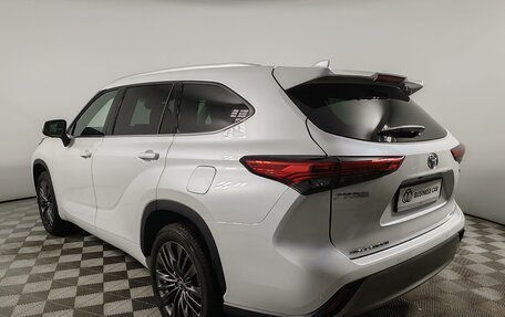 Toyota Highlander, 2026 год, 5 790 000 рублей, 7 фотография