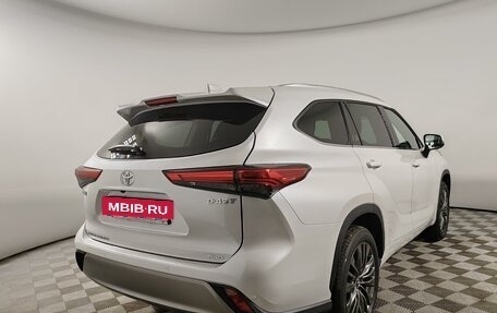 Toyota Highlander, 2026 год, 5 790 000 рублей, 5 фотография
