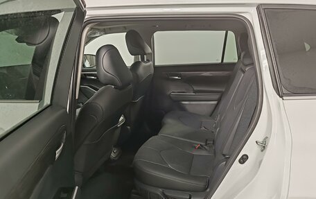 Toyota Highlander, 2026 год, 5 790 000 рублей, 12 фотография