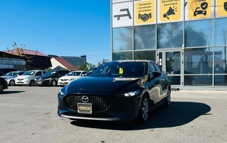 Mazda 3, 2021 год, 1 599 999 рублей, 2 фотография
