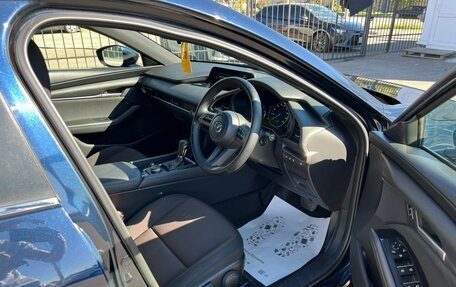 Mazda 3, 2021 год, 1 599 999 рублей, 14 фотография