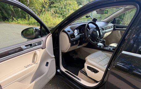 Volkswagen Touareg III, 2015 год, 1 990 000 рублей, 8 фотография