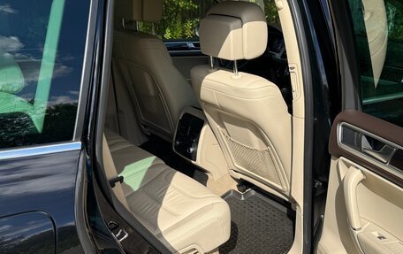 Volkswagen Touareg III, 2015 год, 1 990 000 рублей, 15 фотография