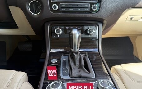 Volkswagen Touareg III, 2015 год, 1 990 000 рублей, 13 фотография
