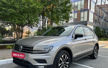 Volkswagen Tiguan II, 2020 год, 2 500 000 рублей, 7 фотография