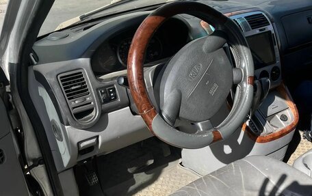 KIA Carnival III, 2005 год, 320 000 рублей, 2 фотография