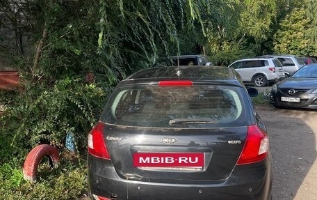 KIA cee'd I рестайлинг, 2012 год, 800 000 рублей, 17 фотография