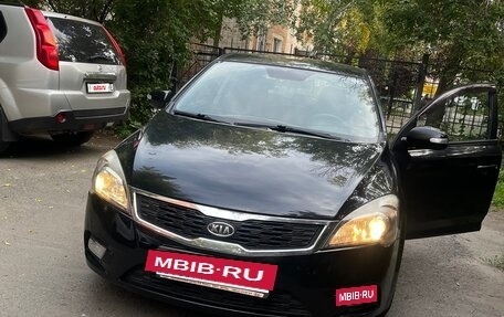 KIA cee'd I рестайлинг, 2012 год, 800 000 рублей, 6 фотография