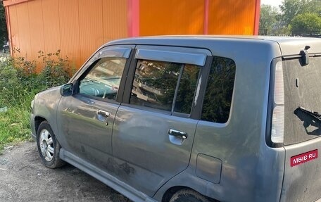 Nissan Cube II, 2001 год, 115 000 рублей, 1 фотография