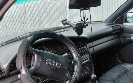 Audi A6, 1995 год, 250 000 рублей, 15 фотография