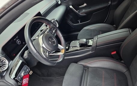 Mercedes-Benz CLA, 2022 год, 4 200 000 рублей, 14 фотография