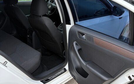 Volkswagen Jetta VI, 2013 год, 1 190 000 рублей, 20 фотография