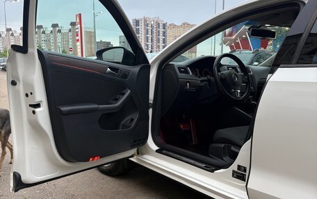 Volkswagen Jetta VI, 2013 год, 1 190 000 рублей, 26 фотография