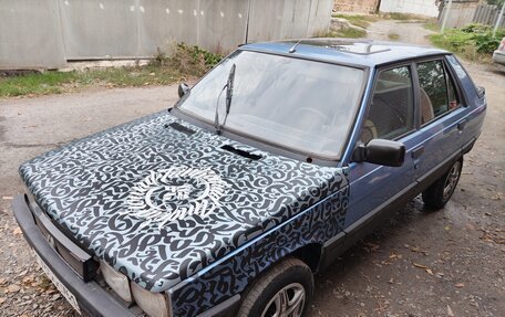 Renault 11, 1984 год, 75 000 рублей, 2 фотография