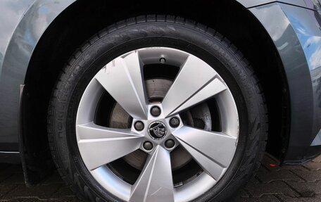 Skoda Superb III рестайлинг, 2015 год, 1 719 000 рублей, 19 фотография