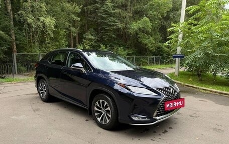 Lexus RX IV рестайлинг, 2020 год, 4 700 000 рублей, 3 фотография
