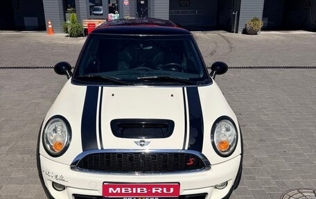 MINI Hatch, 2012 год, 1 100 000 рублей, 2 фотография