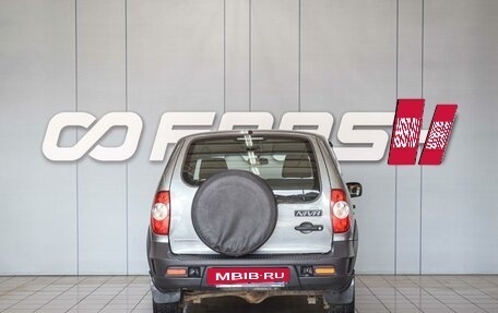 Chevrolet Niva I рестайлинг, 2018 год, 850 000 рублей, 3 фотография