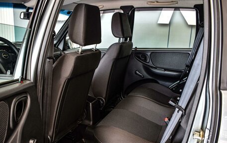 Chevrolet Niva I рестайлинг, 2018 год, 850 000 рублей, 10 фотография