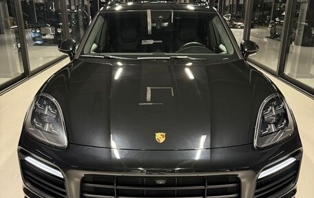 Porsche Cayenne III, 2022 год, 12 100 000 рублей, 2 фотография
