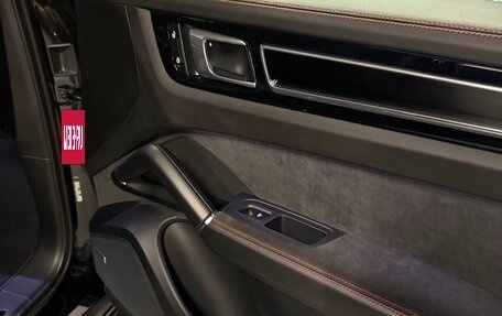 Porsche Cayenne III, 2022 год, 12 100 000 рублей, 23 фотография