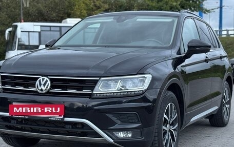 Volkswagen Tiguan II, 2019 год, 2 745 000 рублей, 2 фотография