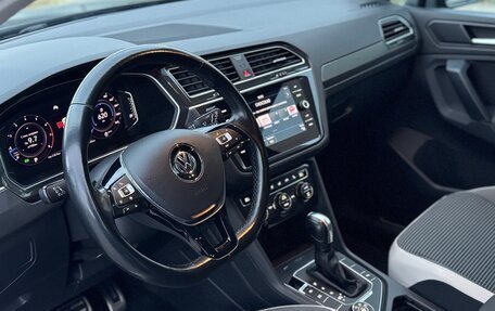 Volkswagen Tiguan II, 2019 год, 2 745 000 рублей, 17 фотография