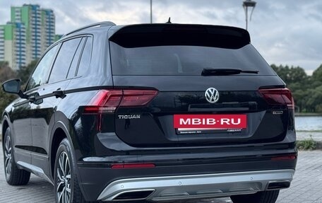 Volkswagen Tiguan II, 2019 год, 2 745 000 рублей, 7 фотография