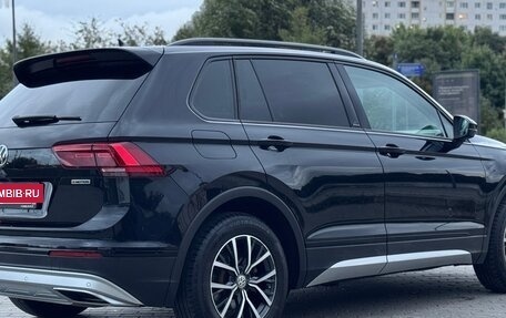 Volkswagen Tiguan II, 2019 год, 2 745 000 рублей, 10 фотография