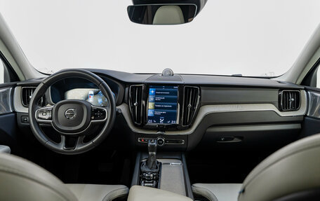 Volvo XC60 II, 2019 год, 4 390 000 рублей, 12 фотография