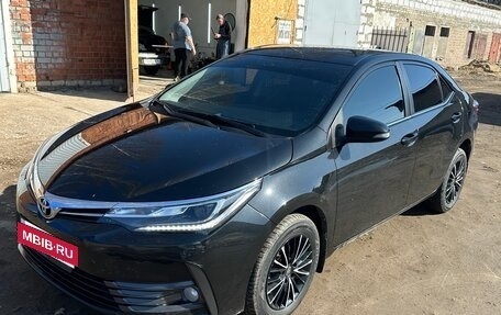 Toyota Corolla, 2018 год, 1 900 000 рублей, 2 фотография
