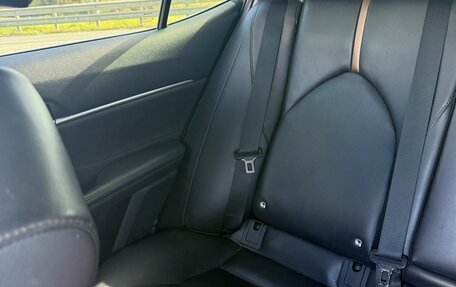 Toyota Camry, 2019 год, 2 600 000 рублей, 11 фотография